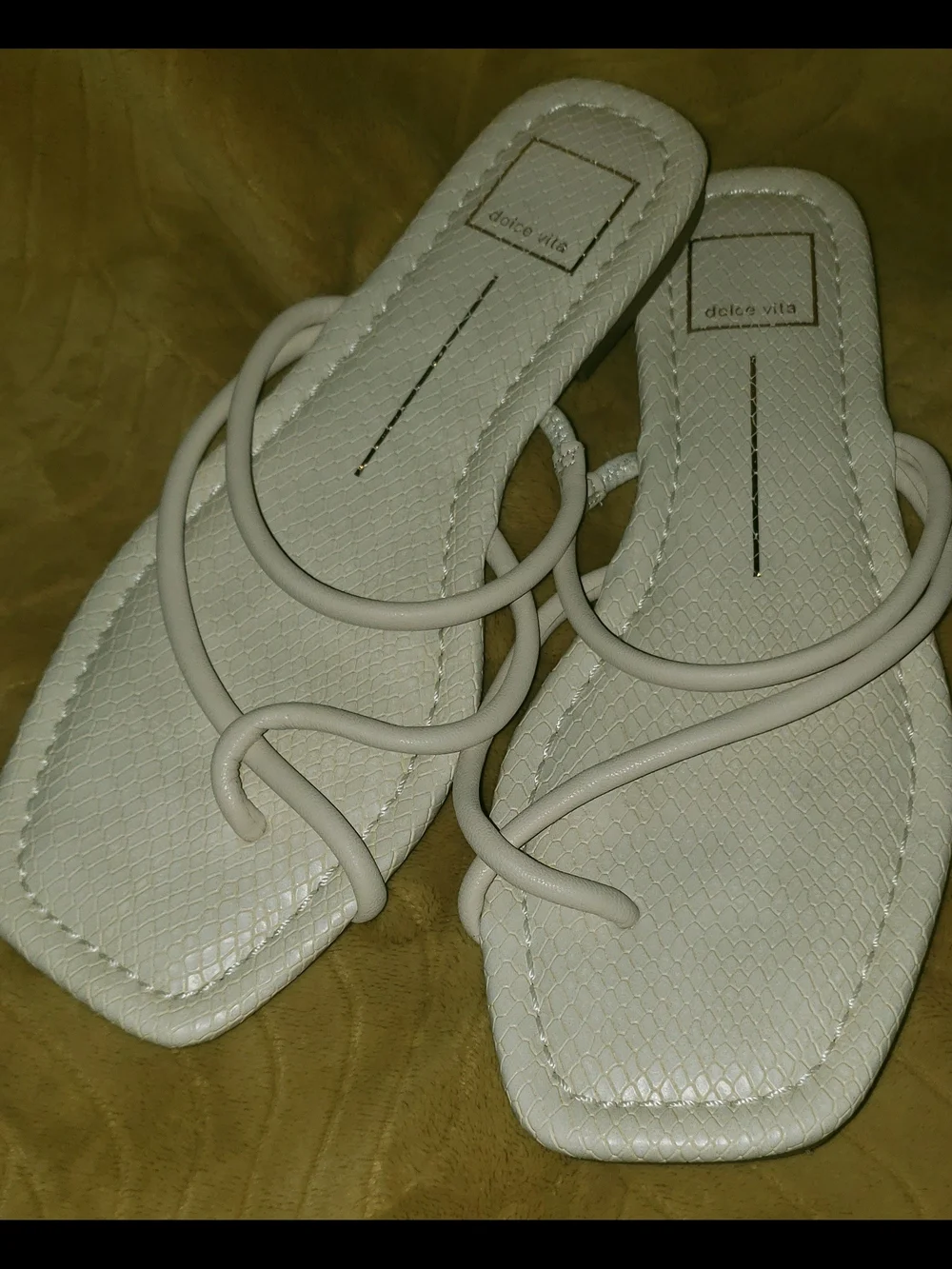 Dolce Vita Off-White Strappy Square-Toe Slide Sandals.. New